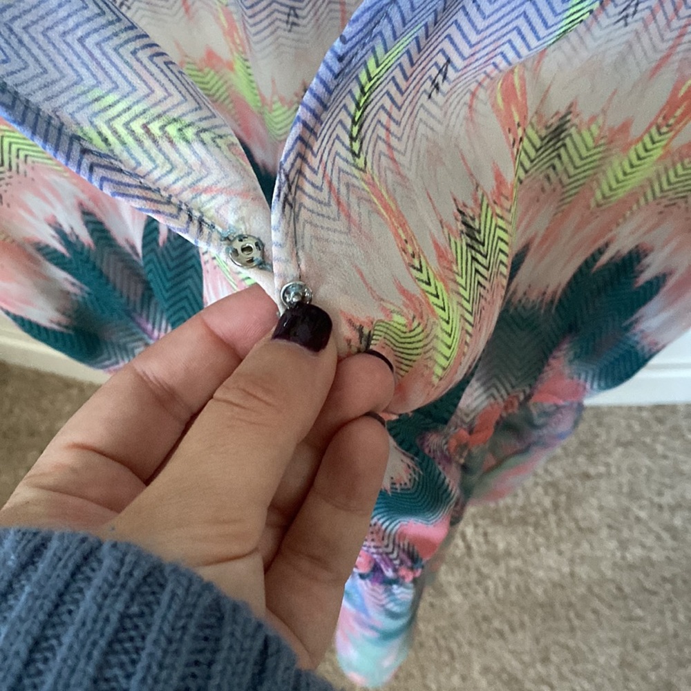 Colorful top - Picture 3 of 3